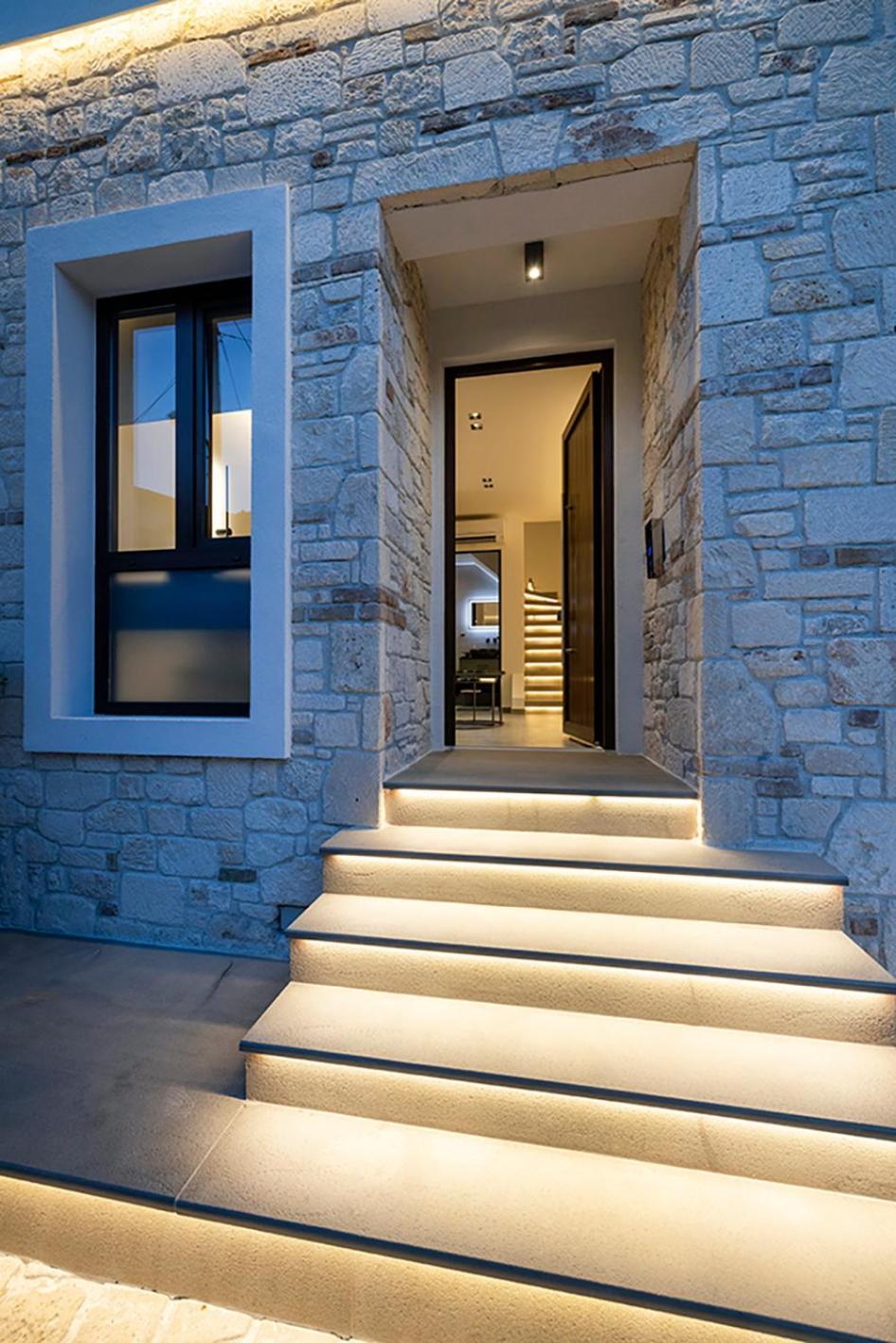 Akira Suites Afytos Exterior photo